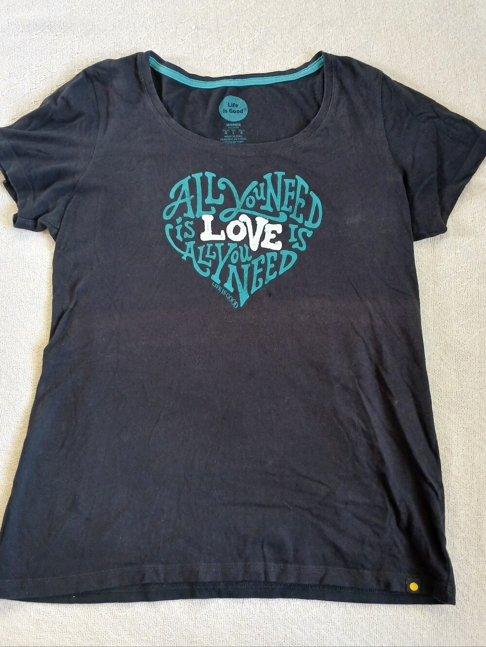 life is good ♡ all you need is love beatles large classic fit hippy